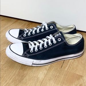 Converse classics size 10.5